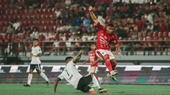 patah hati pesut etam rekor sempurna borneo fc runtuh di tangan bali united portal berita terbaru