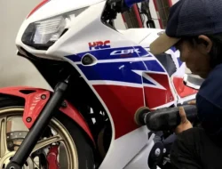 Pelek Motor Kusam Bikin Malu? Ini 4 Trik Rahasia Bikin Kinclong Permanen!