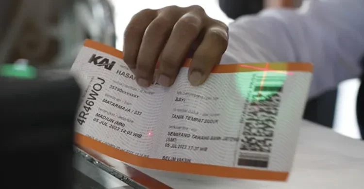 penting tiket kereta api desember belum bisa dipesan kai ungkap alasan di balik perubahan besar ini portal berita terbaru