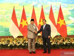 Prabowo ke Australia, Tapi Rapat Darurat di Halim Bikin Geger! Apa yang Dibahas?