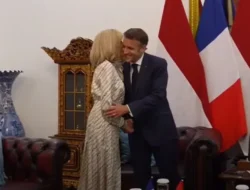 Selfie Tak Terduga Macron & Petro di Amazon: Lebih dari Sekadar Jepretan Biasa!