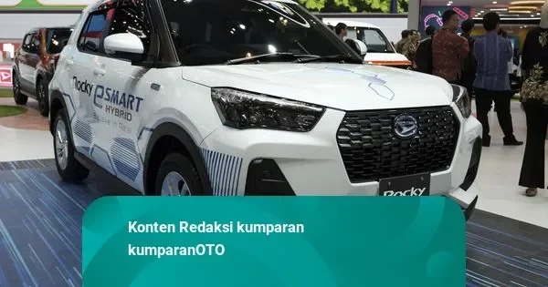 siap siap irit maksimal daihatsu rocky hybrid resmi dikirim ke konsumen sensasi mobil listrik harga terjangkau portal berita terbaru