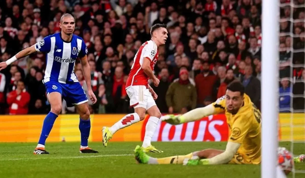 sunderland bikin arsenal frustrasi drama 2 2 di liga inggris puncak klasemen memanas portal berita terbaru