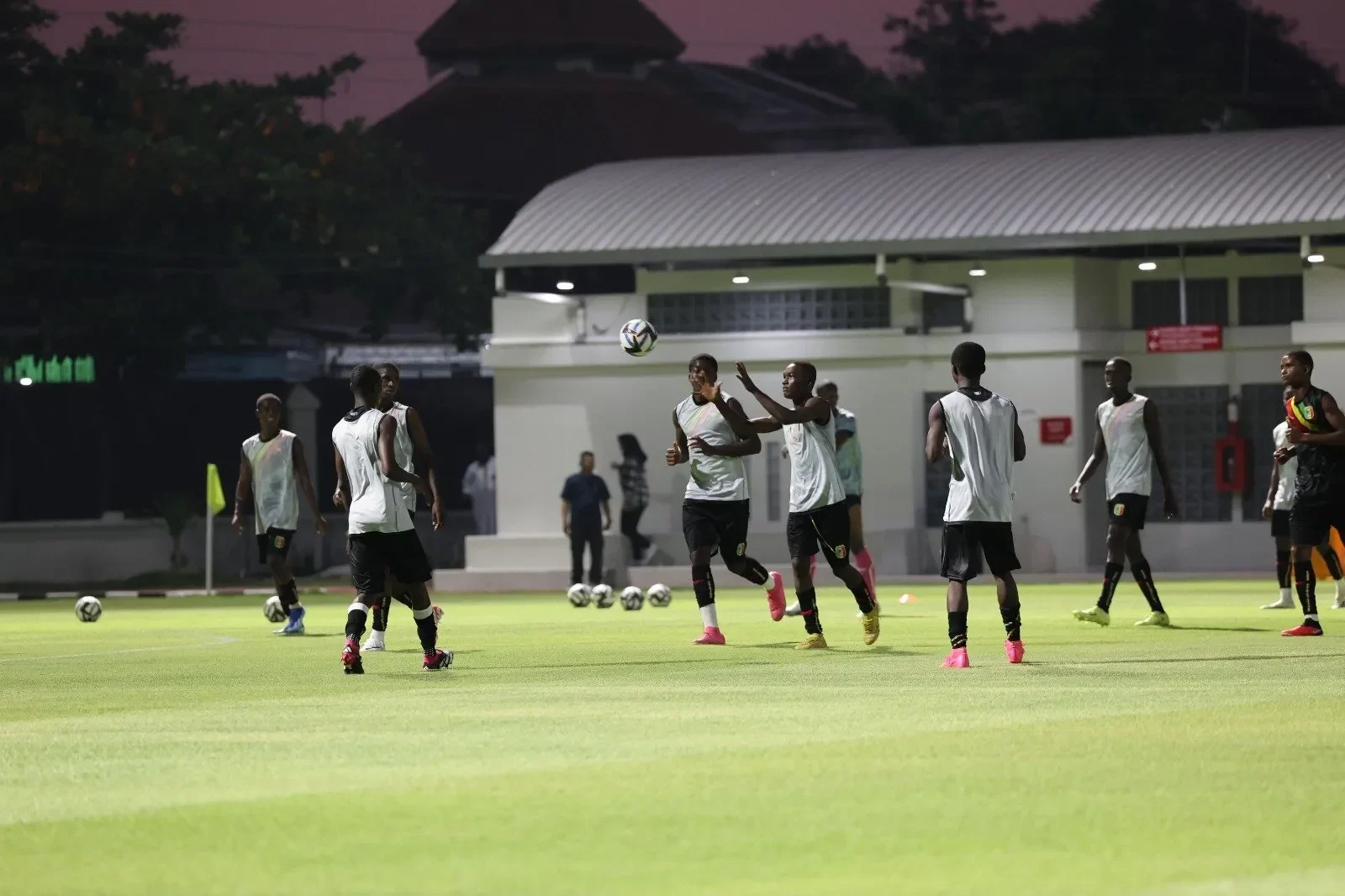 target gila manajer timnas u 17 ungkap strategi peak performance sejak laga perdana piala dunia 2025 lawan zambia portal berita terbaru