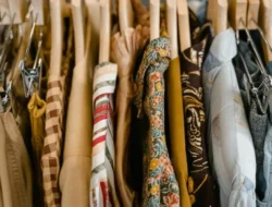 Terungkap! Bukan Cuma Hemat, Ini 5 Alasan Sebenarnya Kenapa Thrifting Jadi Gaya Hidup Paling Kekinian