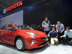 Toyota Bikin Geger! Century Resmi Jadi Merek Ultra-Mewah, Siap Jegal Rolls-Royce dan Bentley?