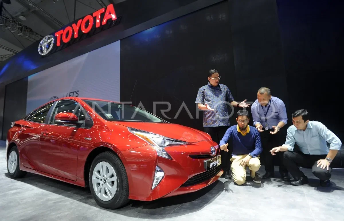 toyota bikin geger century resmi jadi merek ultra mewah siap jegal rolls royce dan bentley portal berita terbaru