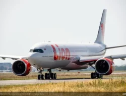 Transit di Kuala Lumpur? Malaysia Airlines Kasih Tiket Gratis ke 8 Destinasi Impian!