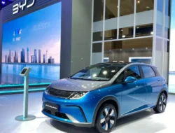 Ancaman Besar! Penjualan Mobil Listrik Impor Terancam Mandek di 2026, Hybrid Justru Diprediksi Melesat?