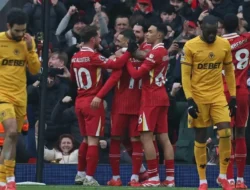 Anfield Bergetar! Liverpool Menang Dramatis atas Wolves, Debut Gol Wirtz Jadi Penyelamat?