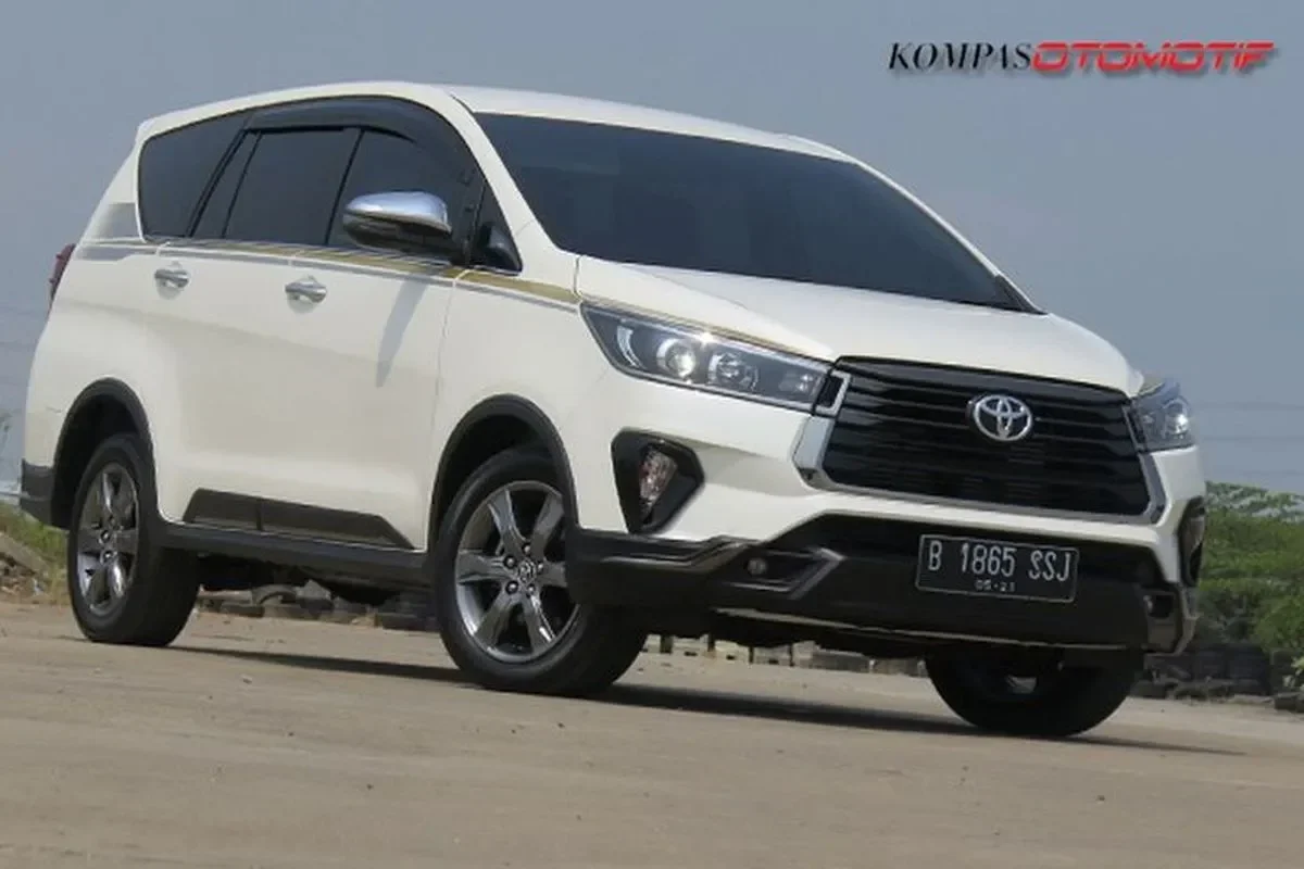 anti punah toyota innova reborn malah dapat facelift ini alasan dan 6 upgrade barunya portal berita terbaru