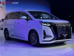 Balas Dendam Alphard: Dominasi Denza D9 di Pasar MPV Premium Kini Jadi Rebutan Sengit!