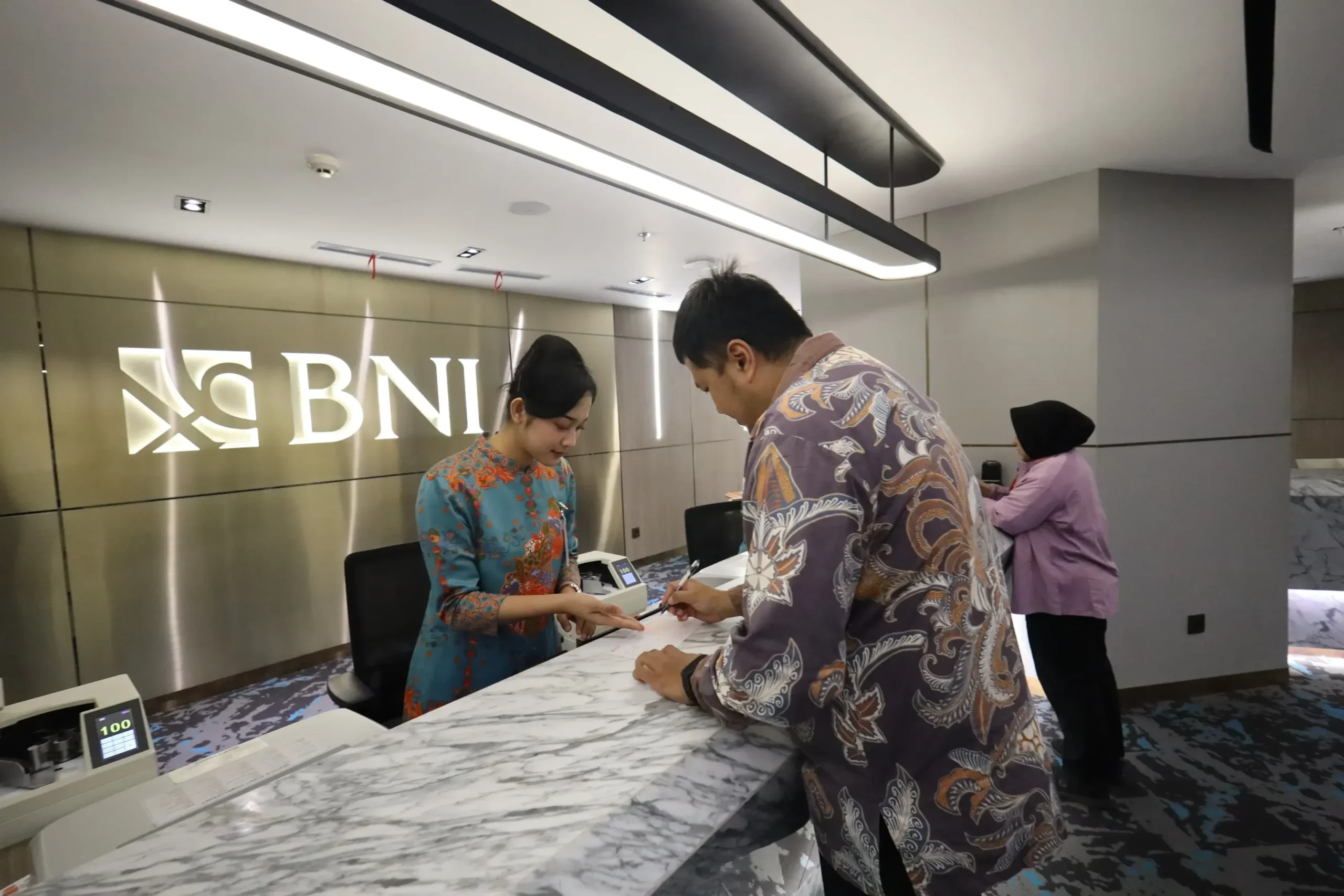bni bergerak cepat layanan perbankan di sumatra kembali normal usai banjir apa rahasianya scaled portal berita terbaru