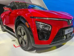 Bukan Kaleng-kaleng! 7 Selebriti Top Ini Ungkap Alasan Jatuh Hati pada Mobil Listrik VinFast VF7, Bikin Penasaran!