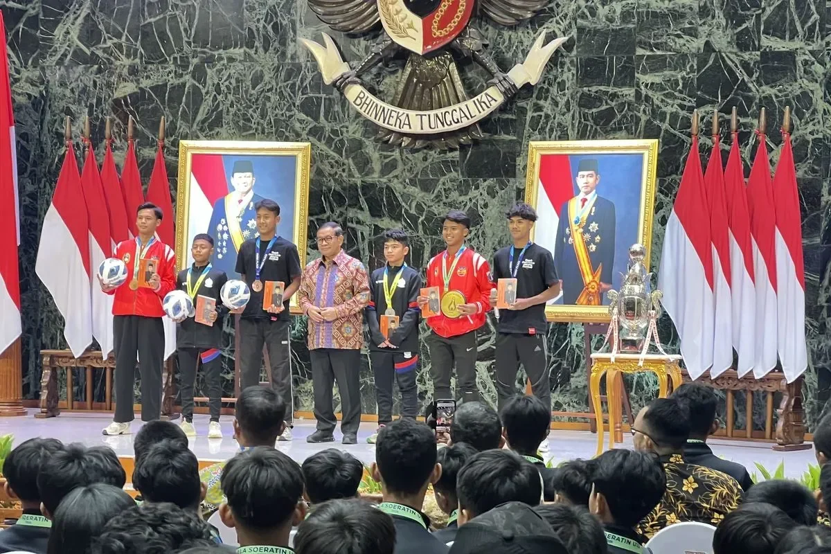 fantastis gubernur pramono anung guyur rp108 miliar untuk atlet dki berprestasi siapa saja yang beruntung portal berita terbaru