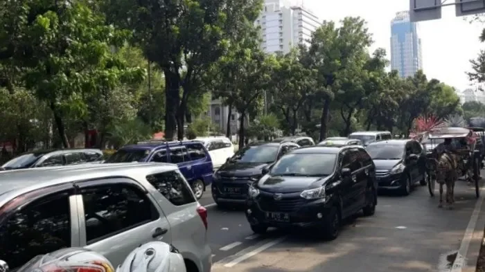gagal uji emisi di jakarta siap siap pajak kendaraanmu bakal lebih mahal dompet auto tipis portal berita terbaru