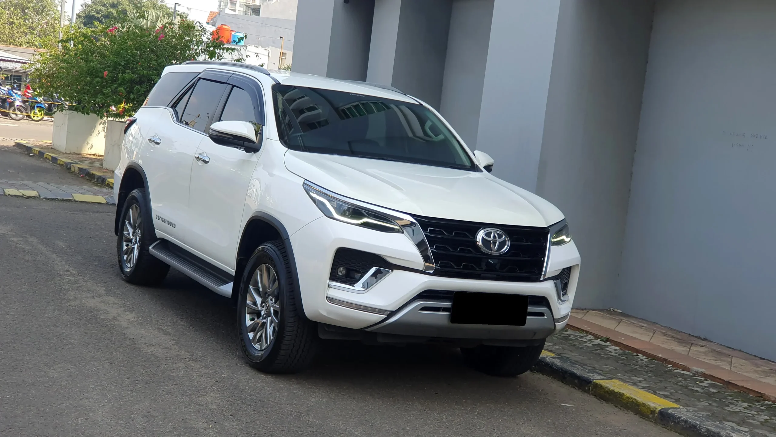 gawat penjualan mobil 2025 terancam anjlok tanpa insentif dealer toyota ungkap dampak mengerikan ini scaled portal berita terbaru