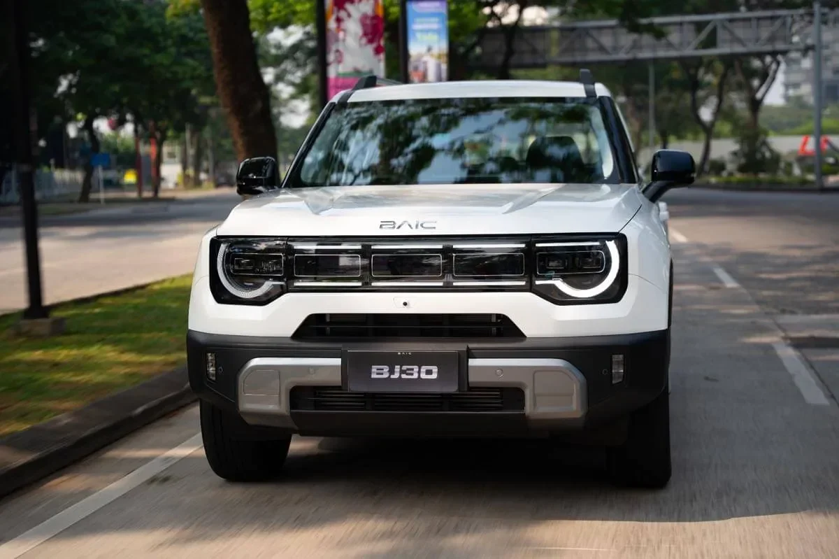gebrak gjaw 2025 baic bj30 hybrid fwd resmi meluncur harga bikin kompetitor panas dingin portal berita terbaru