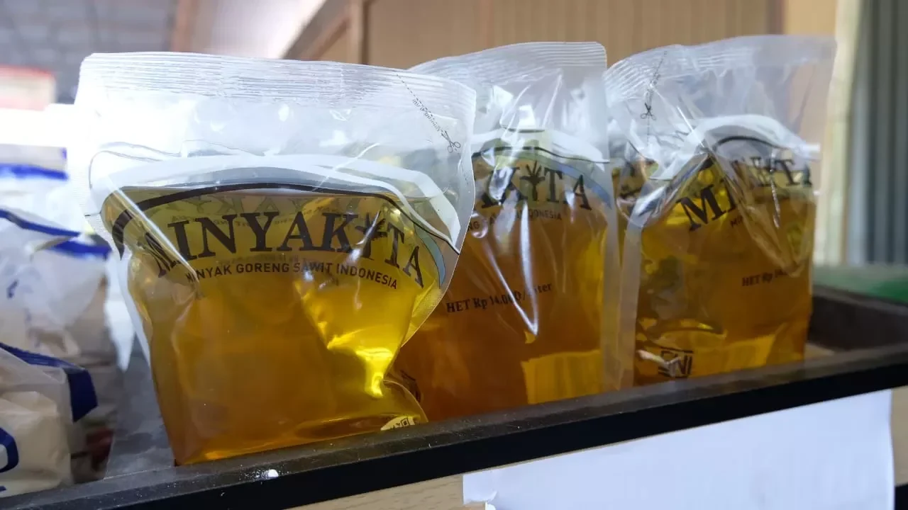harga minyakita bikin dompet menjerit kemendag ungkap permainan di balik harga selangit portal berita terbaru