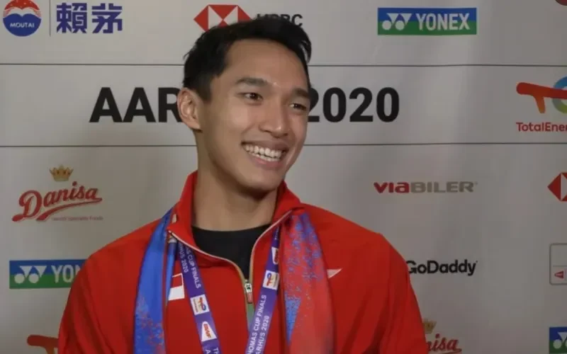 jonatan christie buktikan hati emas di luar lapangan jutaan rupiah terkumpul untuk korban banjir sumatra portal berita terbaru