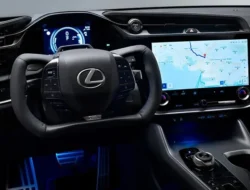 Masa Depan Ada di Tanganmu! Lexus RZ 500e Bawa Setir F1 Tanpa Kabel, Rasakan Sensasi Balap di Jalanan!