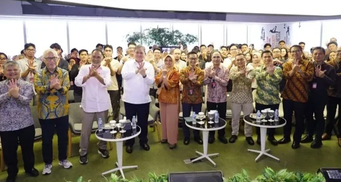 menko airlangga bongkar potensi besar talenta digital di program magang telkom siap jadi jagoan ai masa depan portal berita terbaru