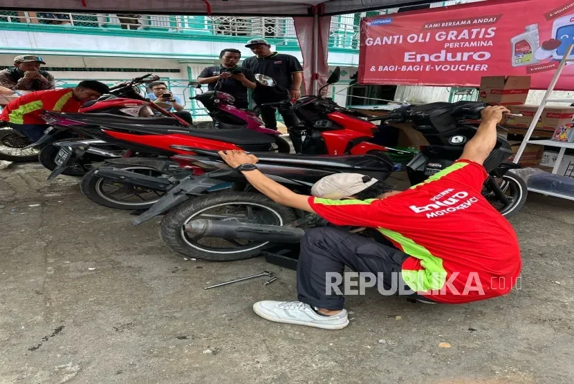 motor kena banjir di sumatra pertamina lubricants beri solusi jitu ganti oli gratis hingga 2025 portal berita terbaru