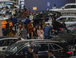 Penjualan Mobil November 2025 Bikin Gaikindo Dag-Dig-Dug! Target 780 Ribu Unit di Ujung Tanduk?