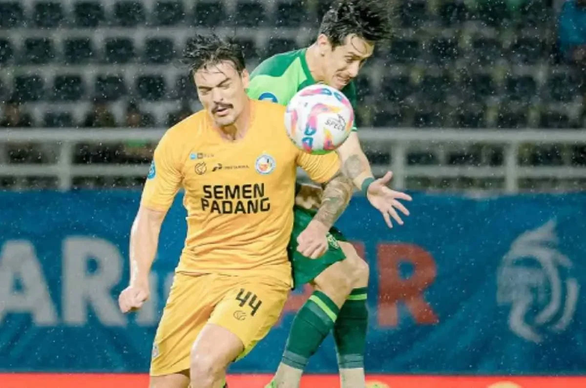 persebaya pesta gol 4 0 lawan persijap drama var dan gol dianulir bikin geger portal berita terbaru