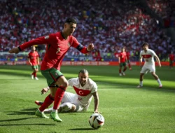 Piala Dunia 2026: Usia 41, Ronaldo Masih Gacor? Ini Alasan Martinez Ngotot Pertahankan CR7!