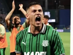 San Siro Memanas! AC Milan Gagal Menang, Jay Idzes Jadi Pahlawan Sassuolo Curi Poin Dramatis