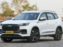 SUV Rp200 Jutaan Rasa Premium? Geely Haoyue L Siap Gempur Pasar, Fiturnya Nggak Main-main!