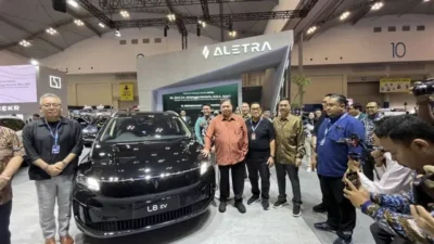 terungkap mobil listrik bikin harga mobil bensin nyerah fenomena langka di indonesia yang menguntungkan kamu portal berita terbaru