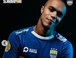 Bikin Geger! Eks Bintang PSG Layvin Kurzawa Ungkap Alasan Pilih Persib Bandung: "Ini Pilihan Terbaik!"