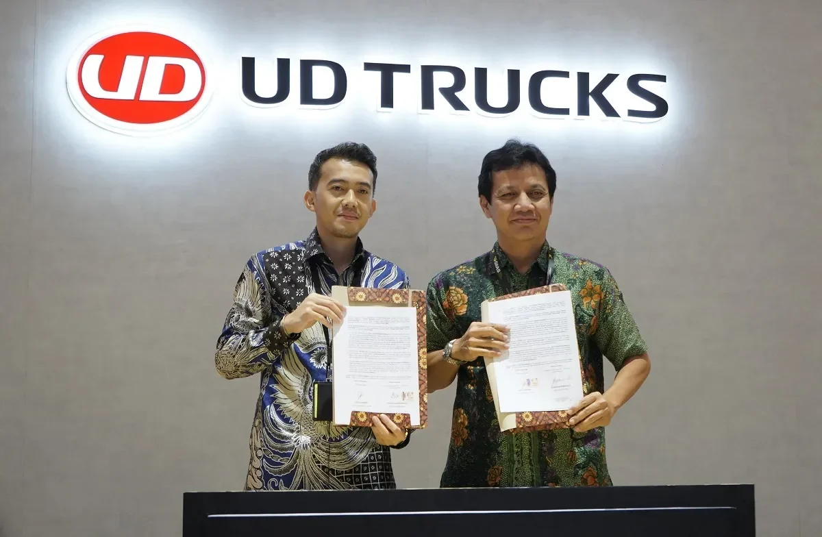 distribusi energi nasional makin mulus astra ud trucks pertamina patra niaga resmi jalin kemitraan strategis portal berita terbaru