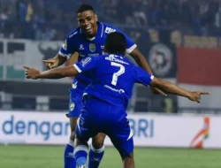 Drama di Manahan! Andrew Jung Bawa Persib Kunci Puncak Klasemen, Persis Solo Makin Terpuruk!