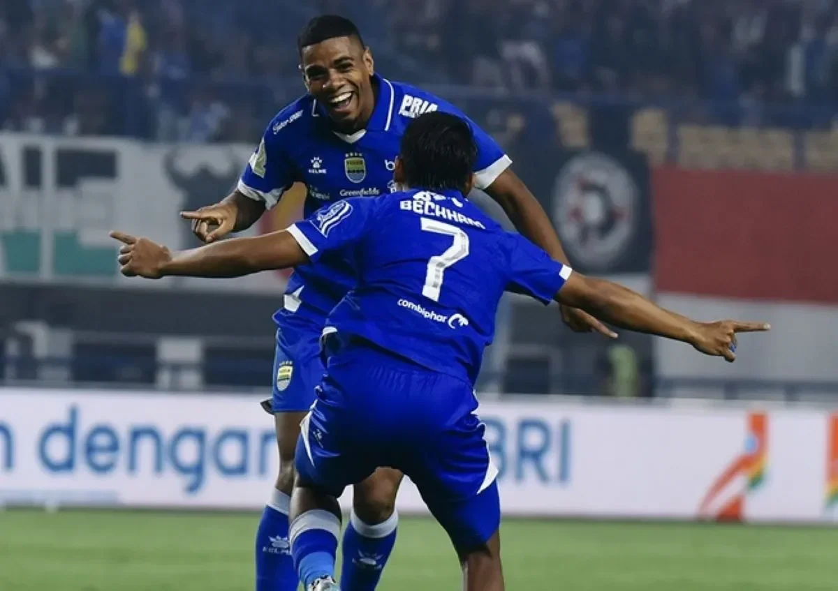 drama di manahan andrew jung bawa persib kunci puncak klasemen persis solo makin terpuruk portal berita terbaru