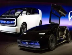 Honda Bikin Kejutan! Logo ‘H’ Ikonik Kini Tampil Beda, Siap Sambut Era Mobil Listrik