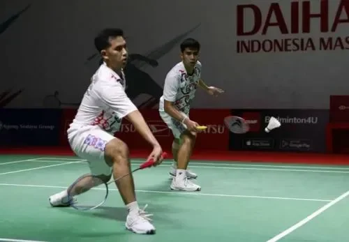istora bergetar sabarreza lewati neraka tiga gim amankan tiket 16 besar indonesia masters 2026 portal berita terbaru