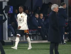 Kiper Cetak Gol Menit Akhir, Mourinho ‘Jegal’ Real Madrid! The Special One Minta Maaf ke Arbeloa Usai Drama Gila Liga Champions