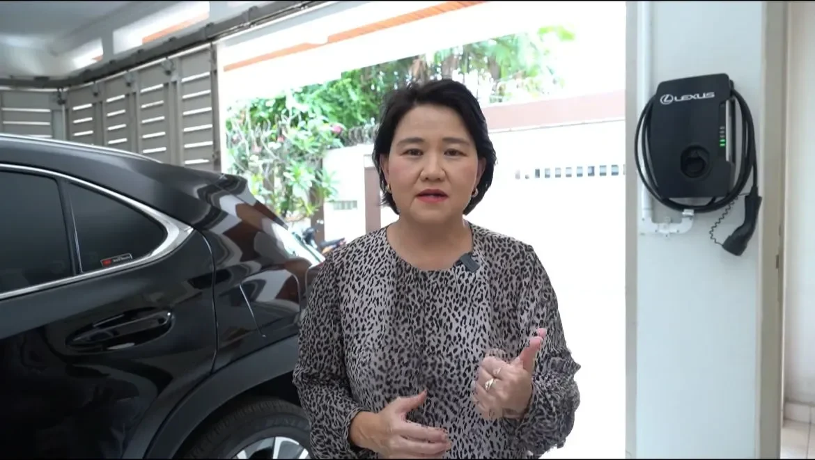 mitos kebakaran mobil listrik saat ngecas di rumah terbongkar komunitas desak pemerintah turun tangan portal berita terbaru