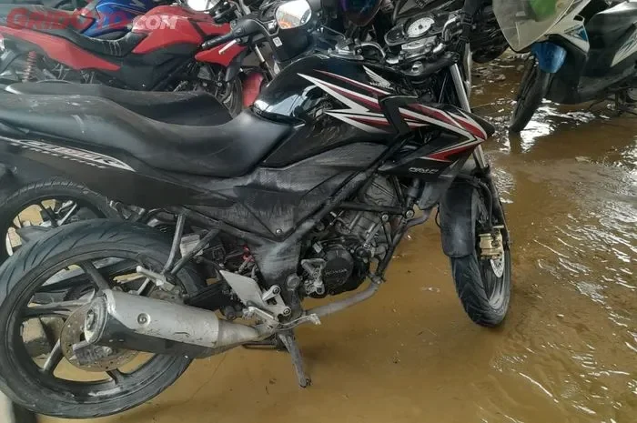 motor kebanjiran jangan panik ini 7 langkah wajib yang harus kamu lakukan sekarang biar gak nyesel portal berita terbaru