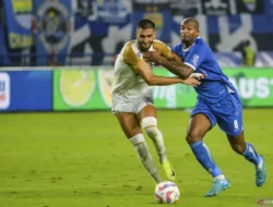 Persija Jakarta Bikin Geger Liga 1! Samai Poin Persib, Debut Shayne Pattynama Jadi Sorotan Utama!