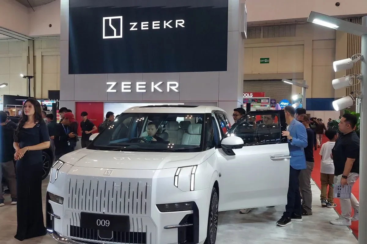 terkuak strategi anti mainstream suzuki lawan gempuran mobil listrik china di indonesia portal berita terbaru