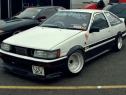 Toyota 86 ‘Reinkarnasi’ AE86 Trueno: Lampu Pop-Up Legendaris Kembali, Bikin Auto Nostalgia!