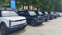 viral mobil listrik chery j6 terobos banjir jakarta netizen melongo kok bisa lolos portal berita terbaru