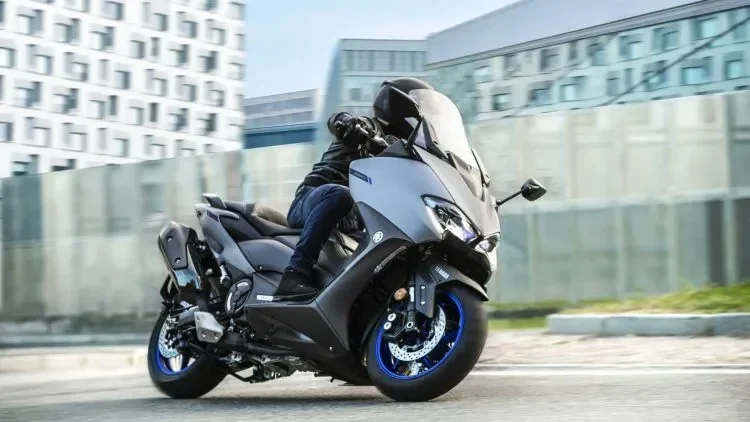 yamaha tmax 560cc terbaru mengaspal di indonesia harga fantastis fitur bikin melongo portal berita terbaru