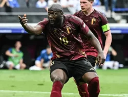 Berbatov Wanti-wanti MU Soal Carrick: Jangan Ulangi Kesalahan Solskjaer!