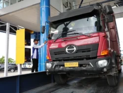 Bukan Cuma Sopir! AHY Pastikan Bos Truk ODOL Kena Batunya di 2027, Ini Alasannya