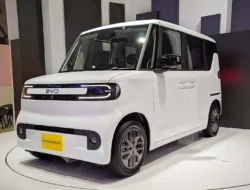 BYD Racco Bikin Geger! Kei Car Listrik Rp260 Jutaan Ini Siap Guncang Jepang, Intip Interiornya yang Bikin Melongo!